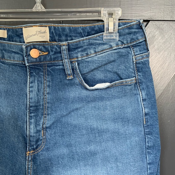 Universal Thread High Rise Straight Jeans - Picture 2 of 6